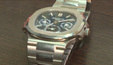 Criminosos monitoram donos de relógios de luxo antes de realizar ataques ( Reprodução / RECORD)